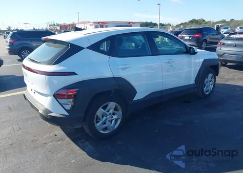 2024 Hyundai Kona Se z USA, uszkodzony, nr VIN KM8HA3AB2RU131210
